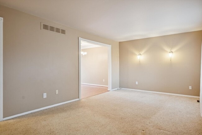 Building Photo - 4254 Halkirk Dr