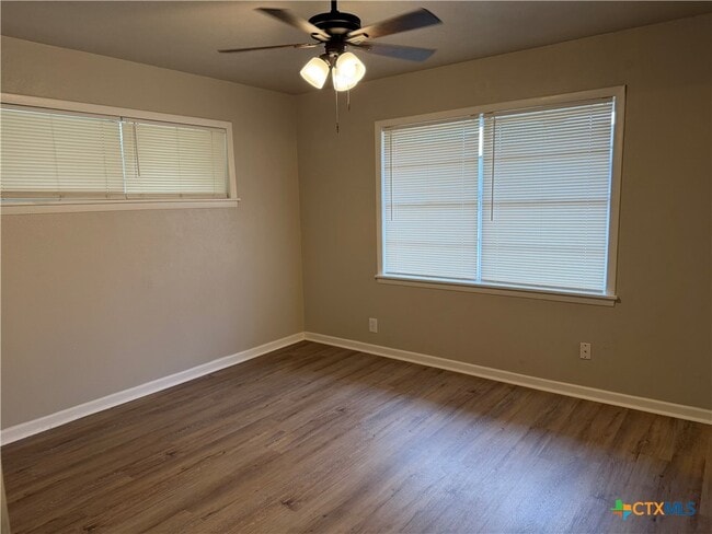 Building Photo - 904 Palmetto St