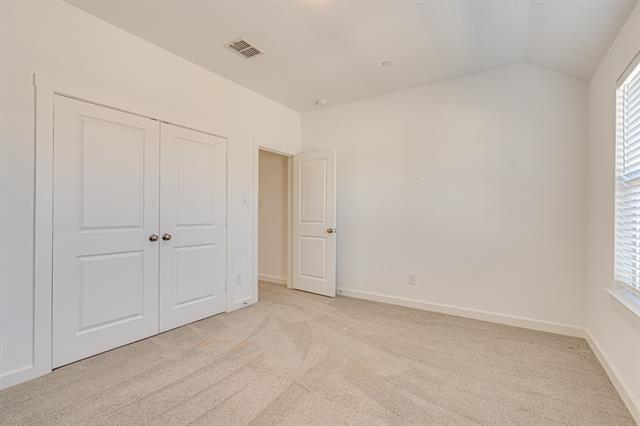 Building Photo - 2725 Splendor Ln