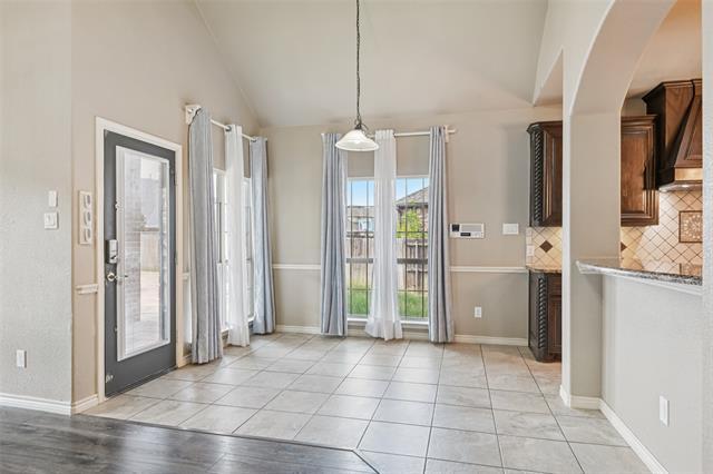 Building Photo - 1320 Ghost Flower Dr