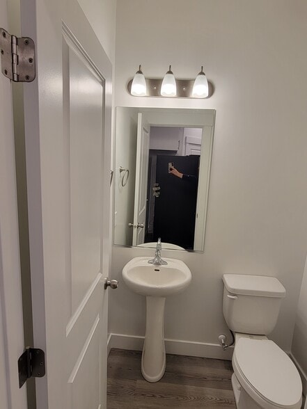 1/2 bath on main - 3089 S 350 W