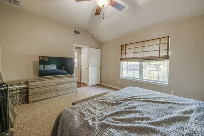 Building Photo - For Lease