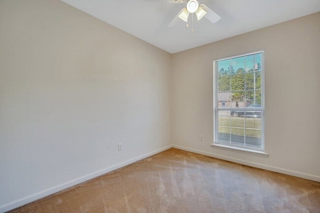 Building Photo - 1390 Coalition Cir