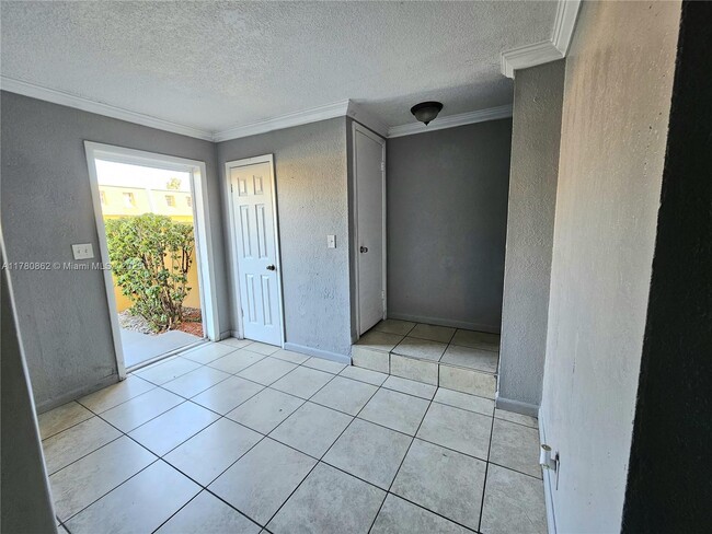 Building Photo - 2629 NW 60th Way