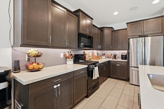 Building Photo - 23022 E Estrella Rd