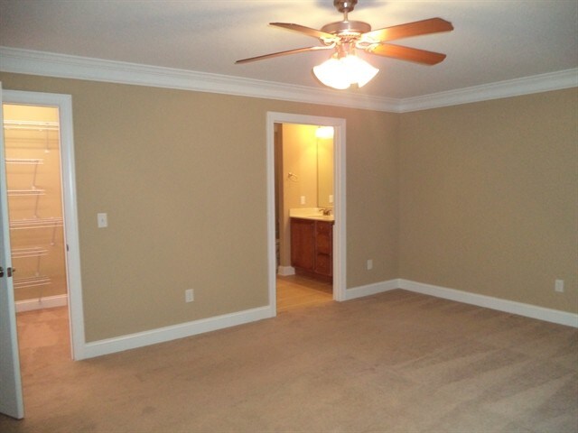 Building Photo - 1750 Bonnie Roach Ln