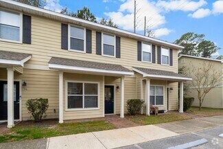 Building Photo - Palms of Freeport 11B