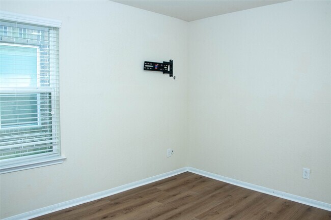 Building Photo - 14910 Hope Hills Ln