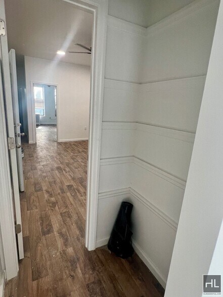 Building Photo - 3BR 1BA Sunny & Renovated w/ Shared Backyard In Flatbush