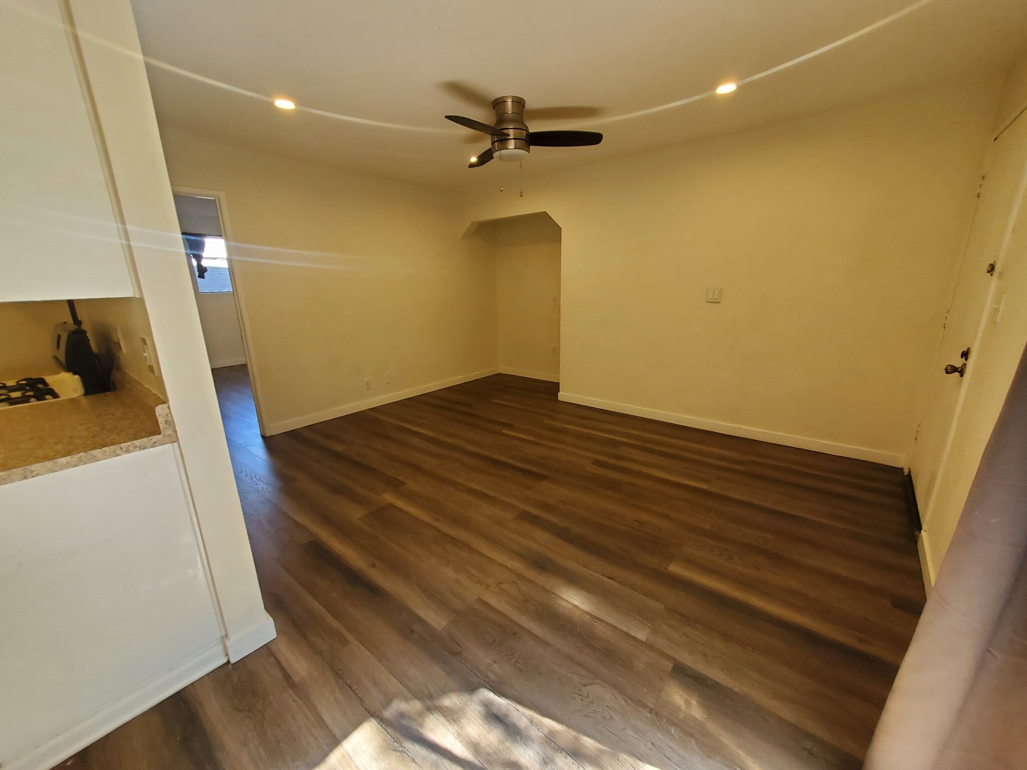 living - 8641 Glenoaks Blvd