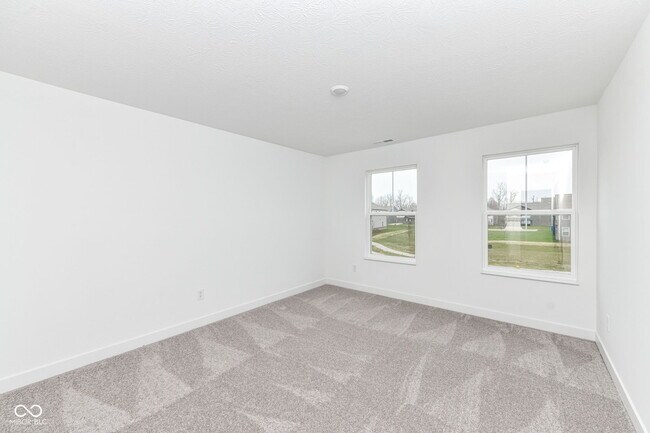 Building Photo - 16913 Sherwin Ct