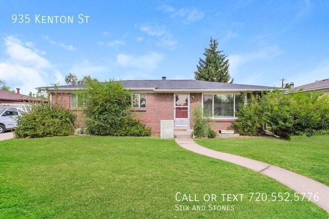 Primary Photo - 935 Kenton St