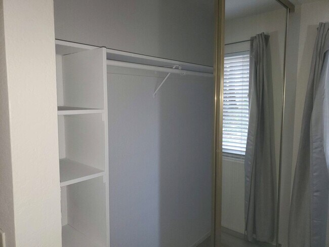 Building Photo - Concord/Clayton Border-Ground floor 1/1 w/ In Unit Laundry