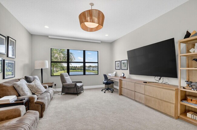 Building Photo - 17358 Santaluce Mnr