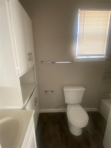 Building Photo - 5621 Bluffman Dr