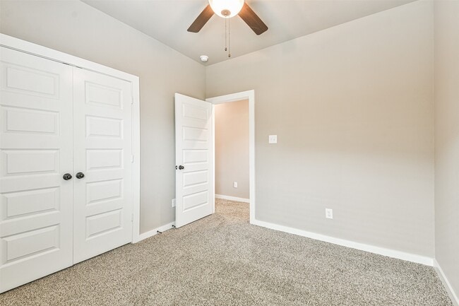 Building Photo - 25531 Starling Ln