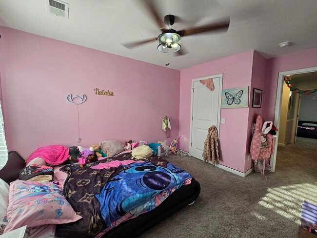 Building Photo - 335 Niblick Dr