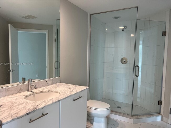 Building Photo - 500 Brickell Ave