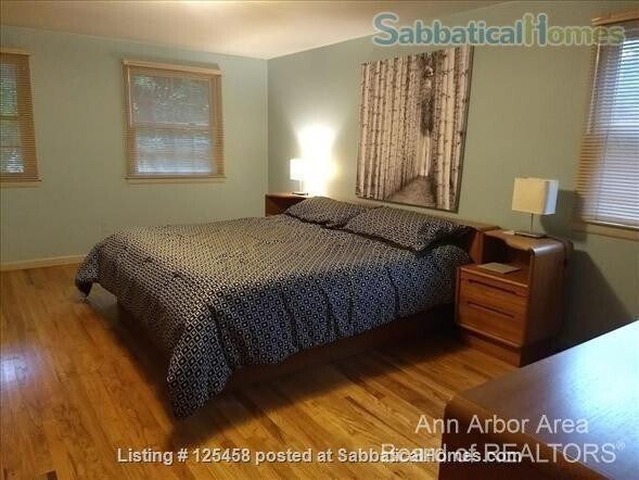 Building Photo - 3531 Windemere Dr