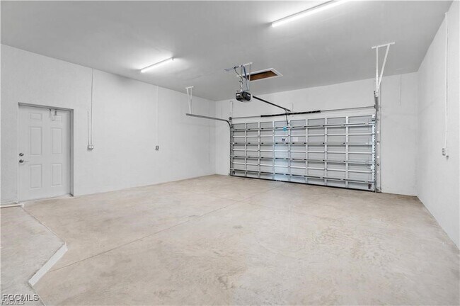 Building Photo - 3903 29th St SW