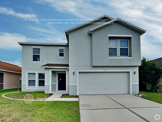 Building Photo - 2223 Blackwood Dr