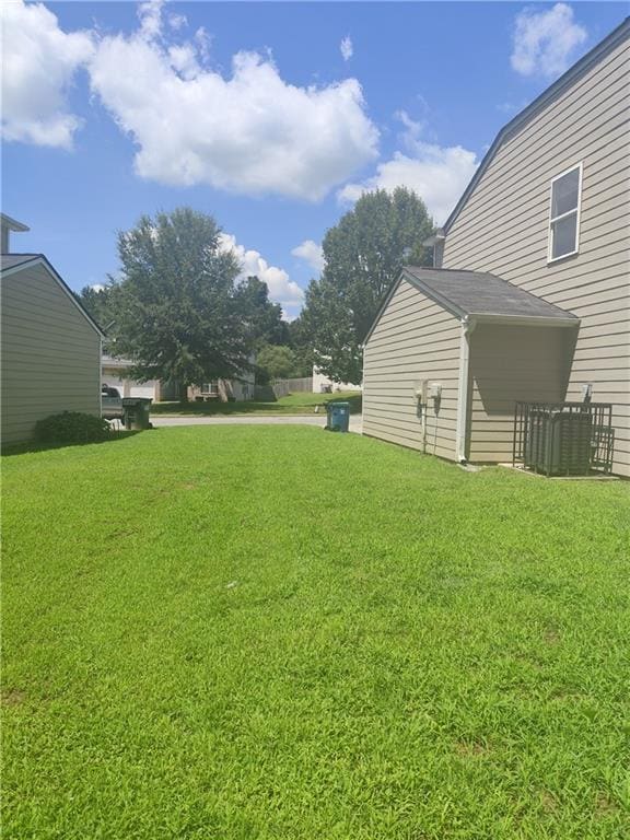 Building Photo - 5642 Laurel Ridge Dr