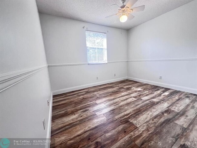 Building Photo - 170 NW 207th Way