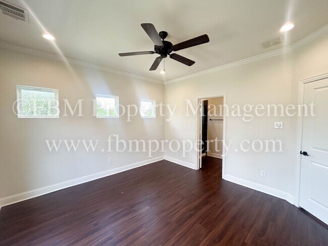 Building Photo - 306 Brothers Blvd