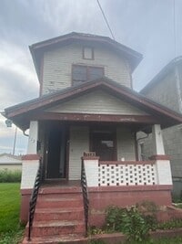 Building Photo - 113 Glover St