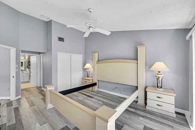 Building Photo - 17094 Boca Club Blvd