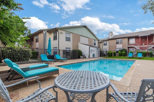 Building Photo - Langtry Apartments- 2 Bedroom 2 Bathroom