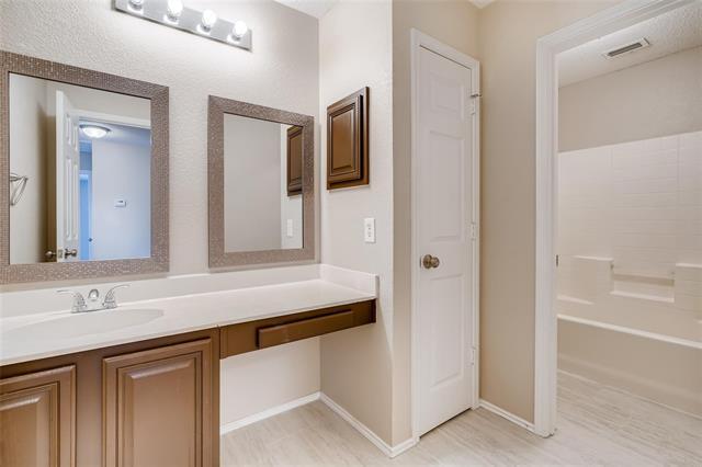 Building Photo - 4016 Juniper Ct