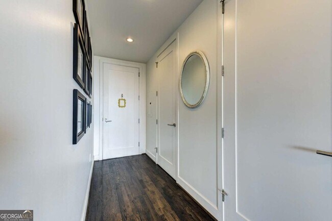 Building Photo - 1820 Peachtree St NW