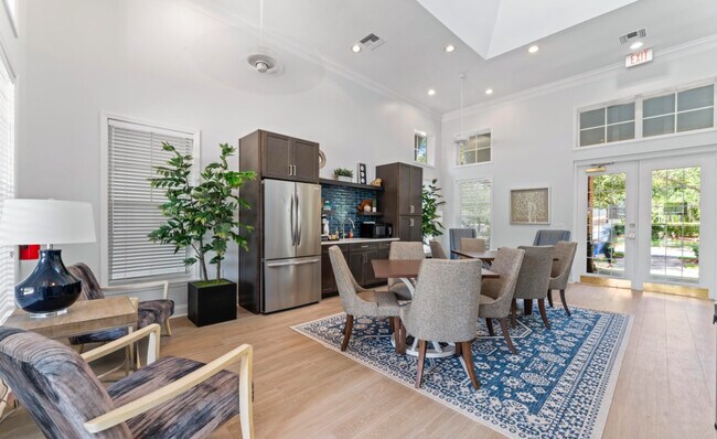 Building Photo - 13479 Stone Pond Dr