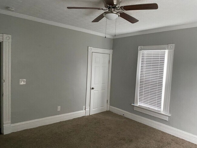 Building Photo - 2 Bedroom 2 Bathroom Single Family Home Franklinton