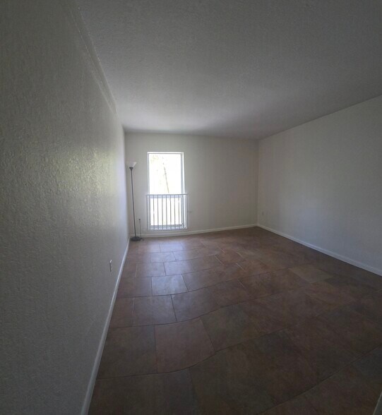 Building Photo - 8950 SW 69th Ct