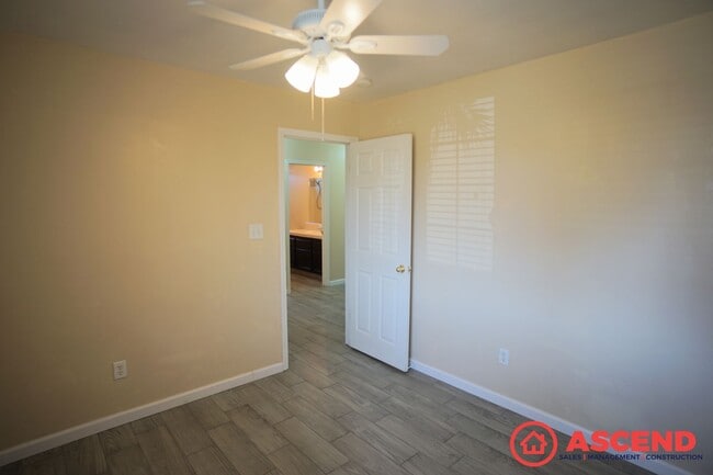 Building Photo - Wonderful Home Off Merle Haggard and N Che...
