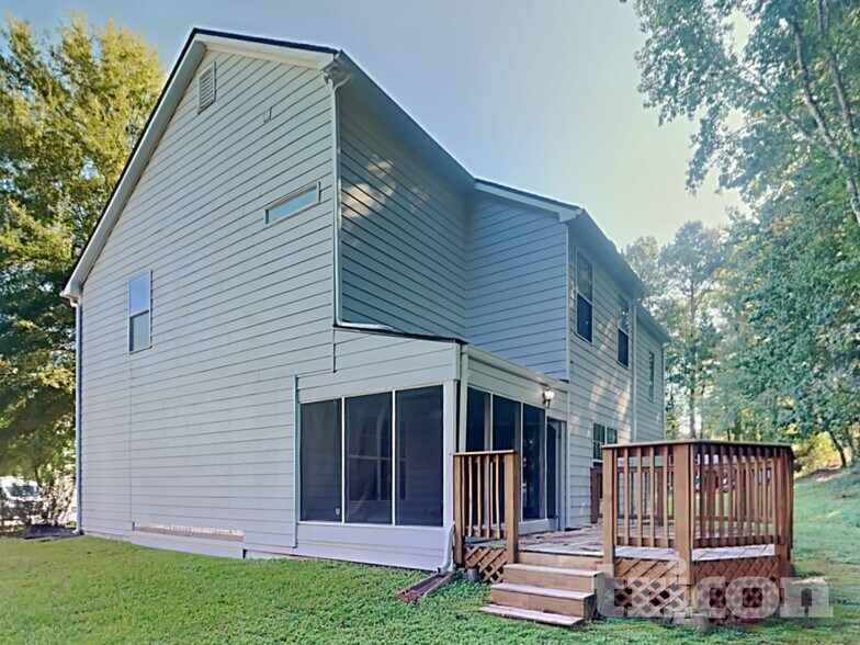 Building Photo - 1101 Tuscany Cir SW