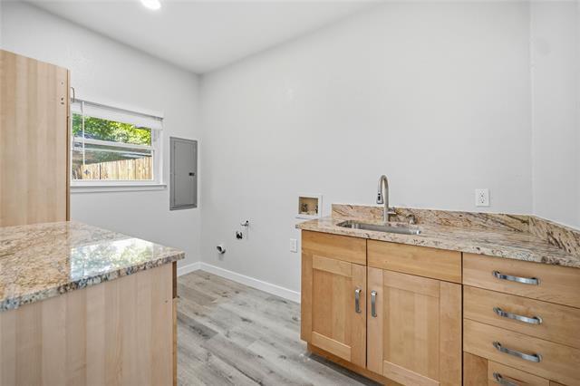 Building Photo - 1013 Tanglewood Ln