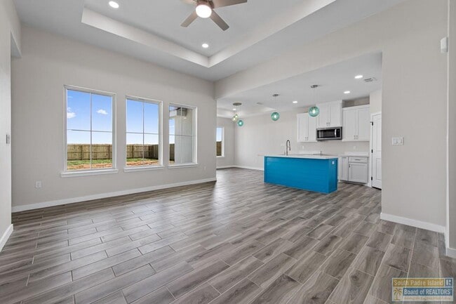 Building Photo - 3151 Juan Castillo Ave