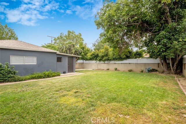 Building Photo - 6633 Costello Ave