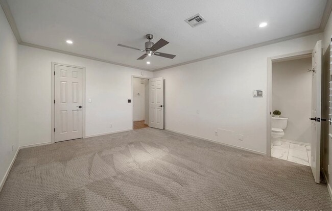 Building Photo - 11316 S Ash St