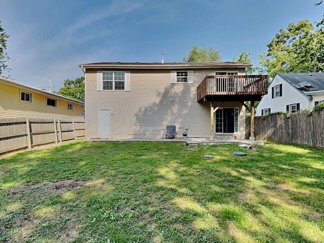 Building Photo - 29835 Bayshore Dr