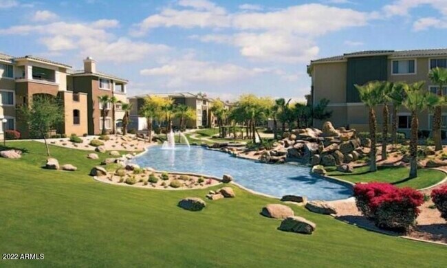 Building Photo - 5345 E Van Buren St