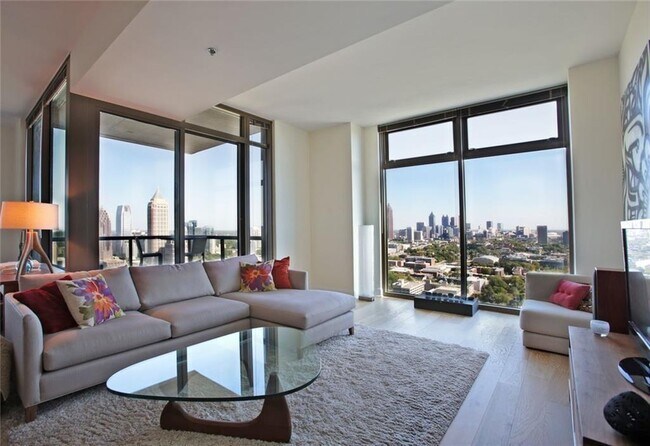 Building Photo - 270 17th St NW