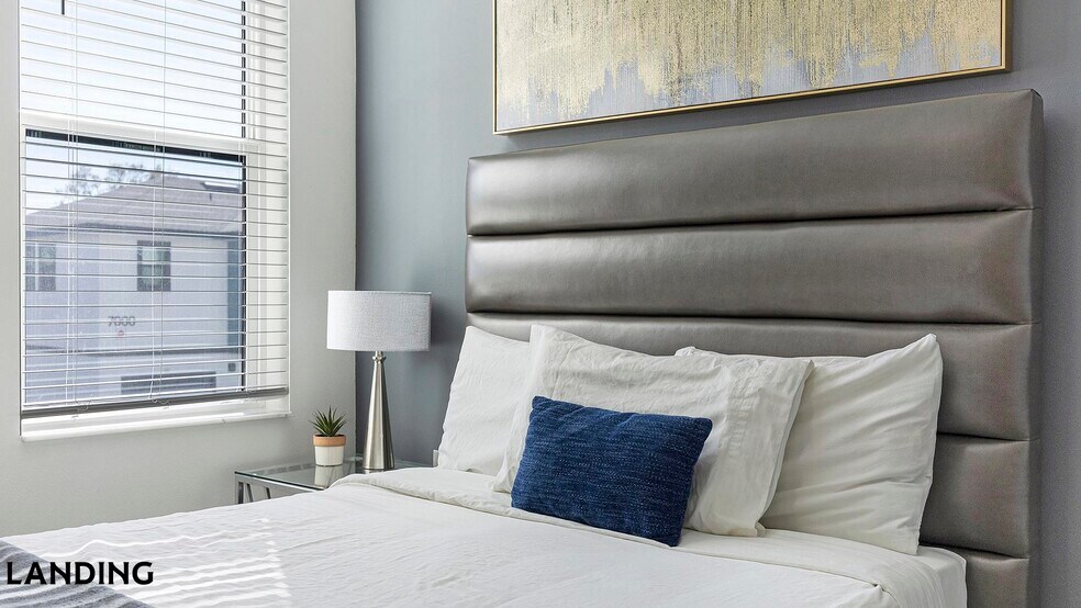 Building Photo - 4950 W Prescott St