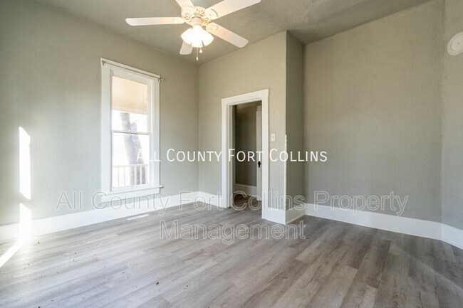 Building Photo - 417 E Mulberry St