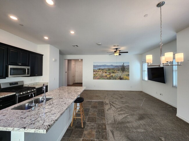 Building Photo - Guard-Gated Cadence 55+ Community | 2 Bed | Single Story Home