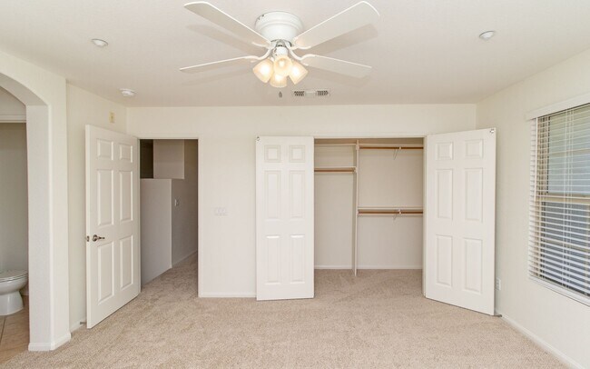 Building Photo - 2110 Silverado St