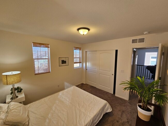 Building Photo - 6214 Long Branch Dr